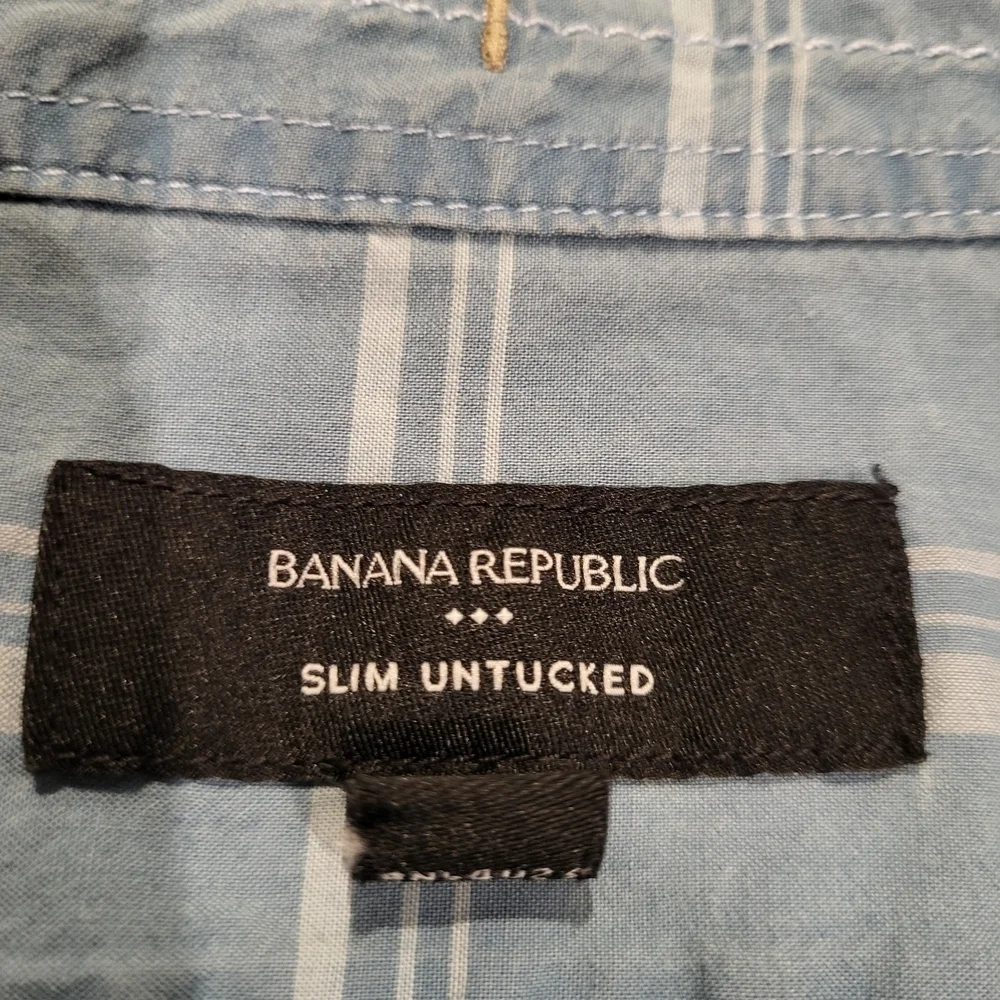 Banana Republic Slim Fit Untucked Button Up Shirt 100% Cotton Mens Size Large